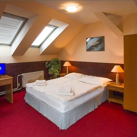 A Plus Hotel & Hostel 布拉格 外观 照片