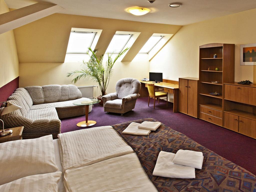 A Plus Hotel & Hostel 布拉格 外观 照片