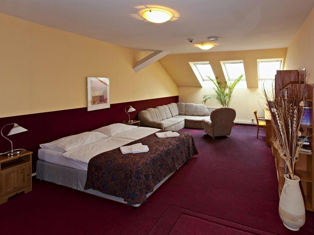 A Plus Hotel & Hostel 布拉格 外观 照片