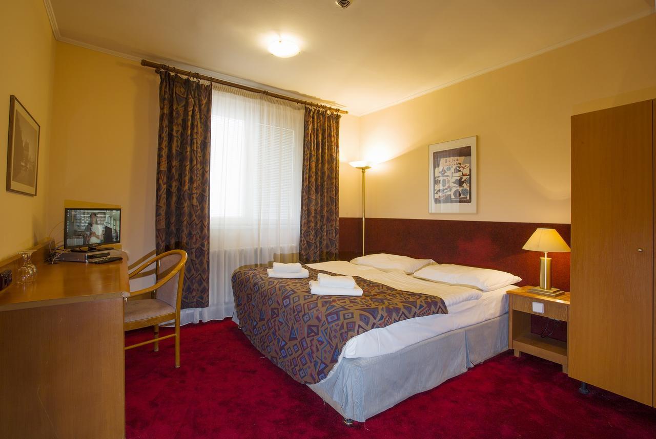 A Plus Hotel & Hostel 布拉格 外观 照片