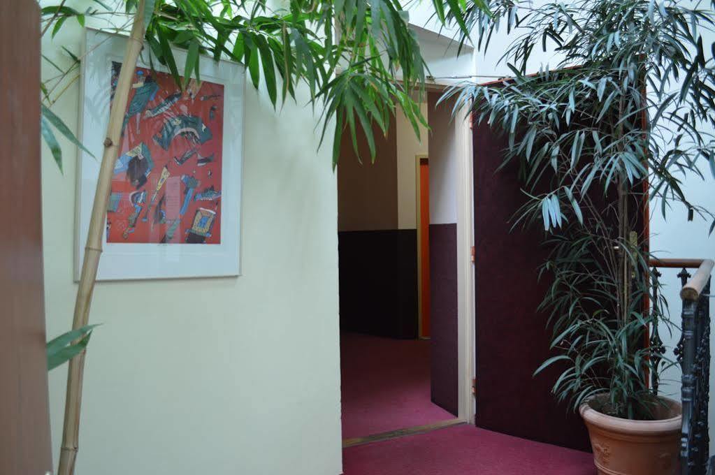 A Plus Hotel & Hostel 布拉格 外观 照片