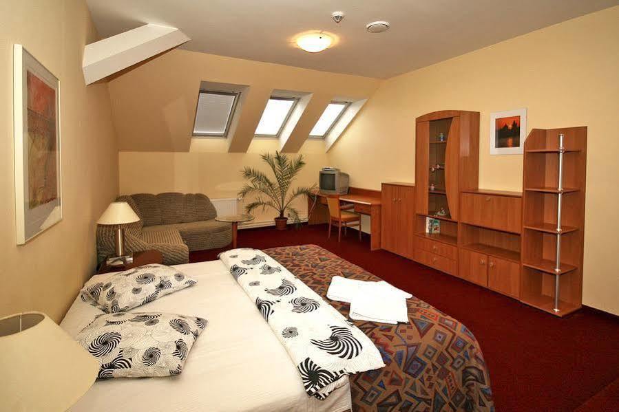 A Plus Hotel & Hostel 布拉格 外观 照片